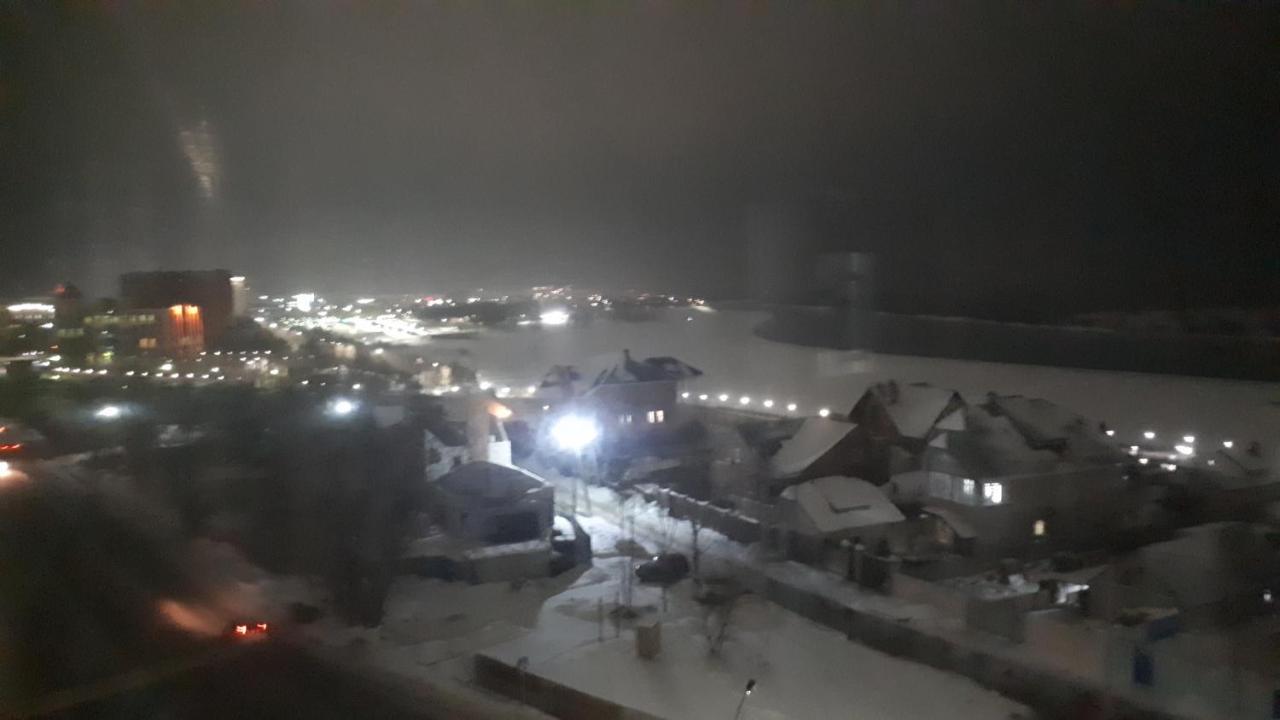 Элитная Квартира На Набережной Реки Иртыш Pavlodar Exterior foto